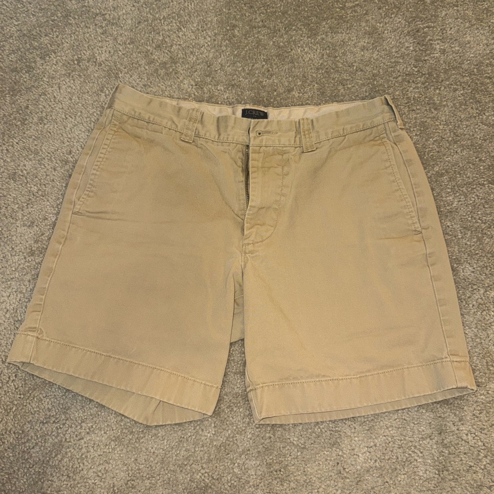 J. Crew Men’s Tan Flat Front Shorts